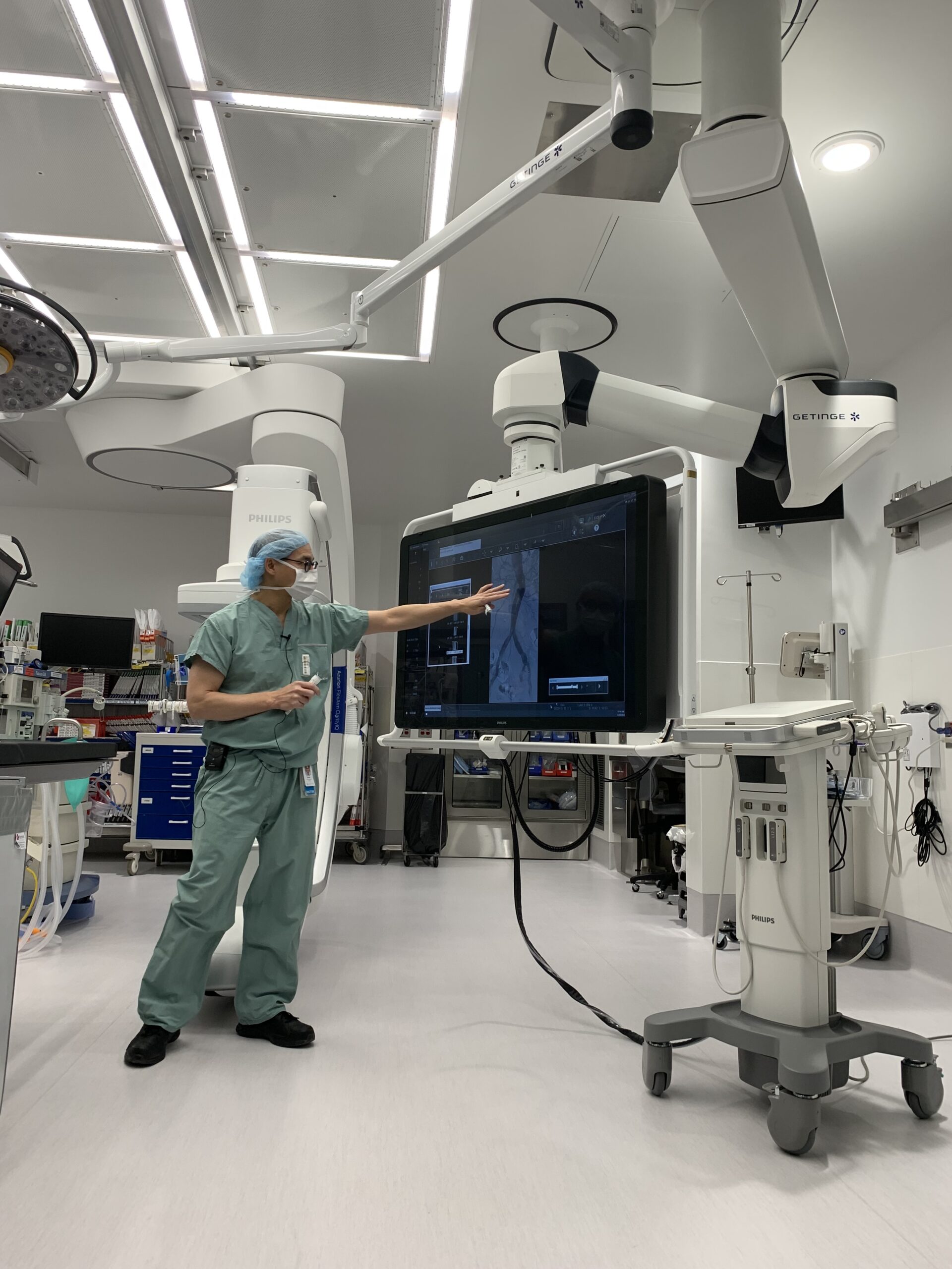 Manitoba's First Hybrid Operating Room Opens At St. B. - Fondation De L ...