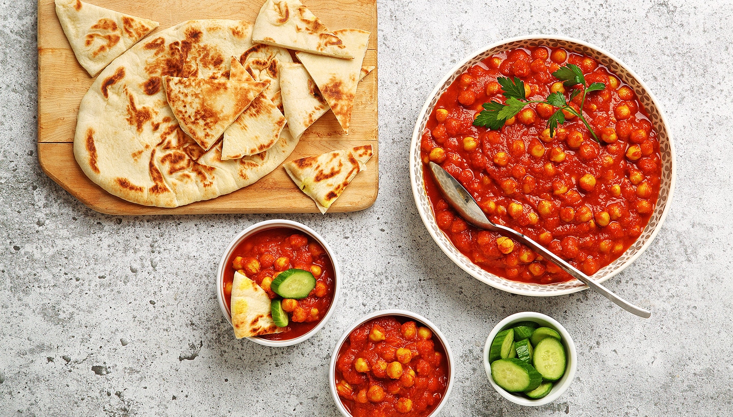 11-Garlic-Tomato-Chickpeas_web