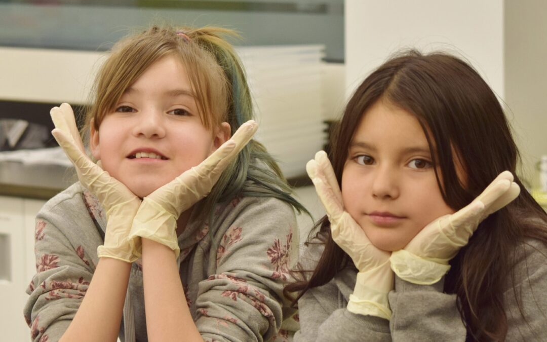 Rossbrook House Visits BIOlab