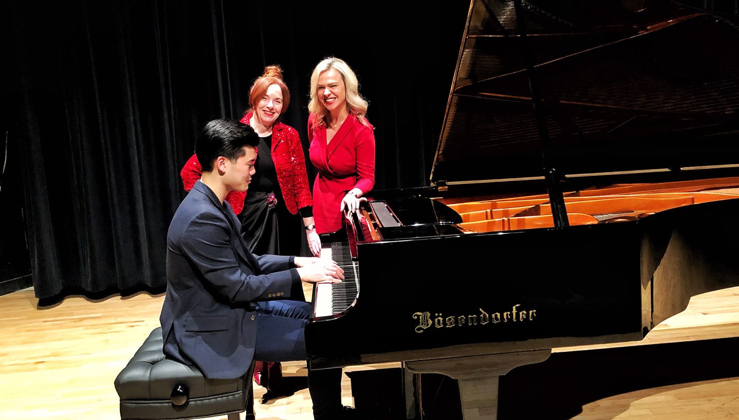 Featured-Image_Tony-Zhou_Wear-Red-Canada-2019