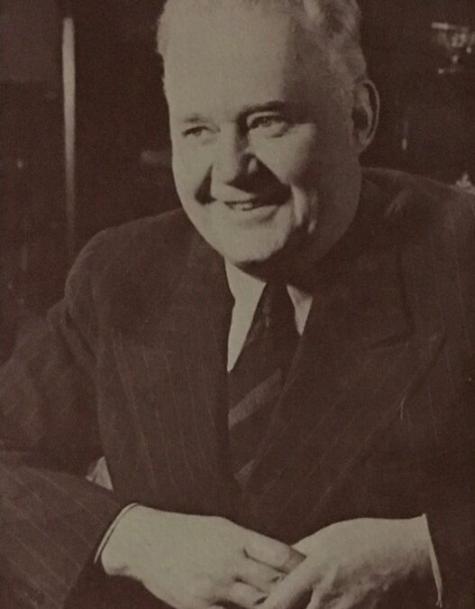 À propos du Dr D. Sanger McEwen